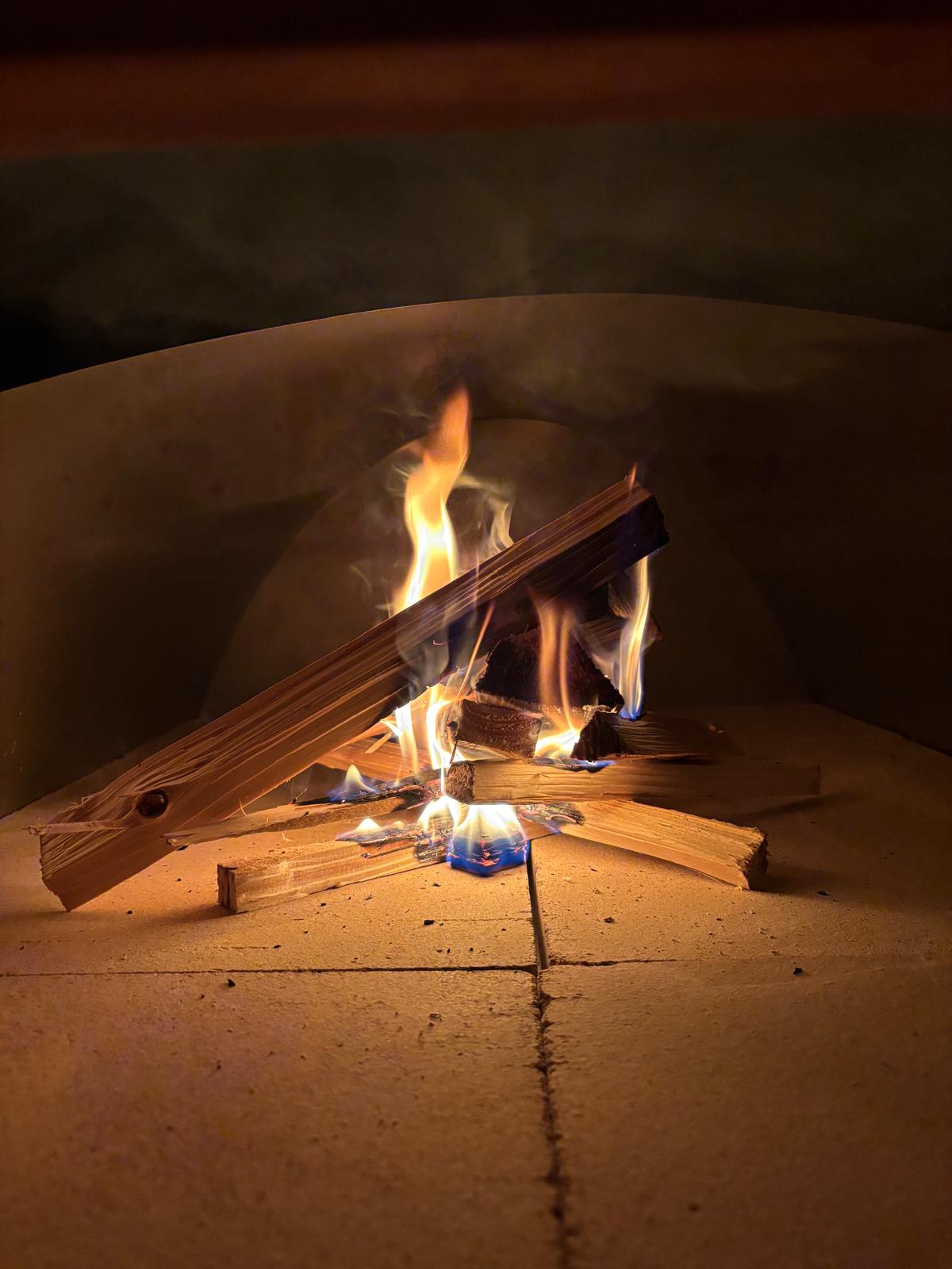 Japandi Lounge long dining table for groups