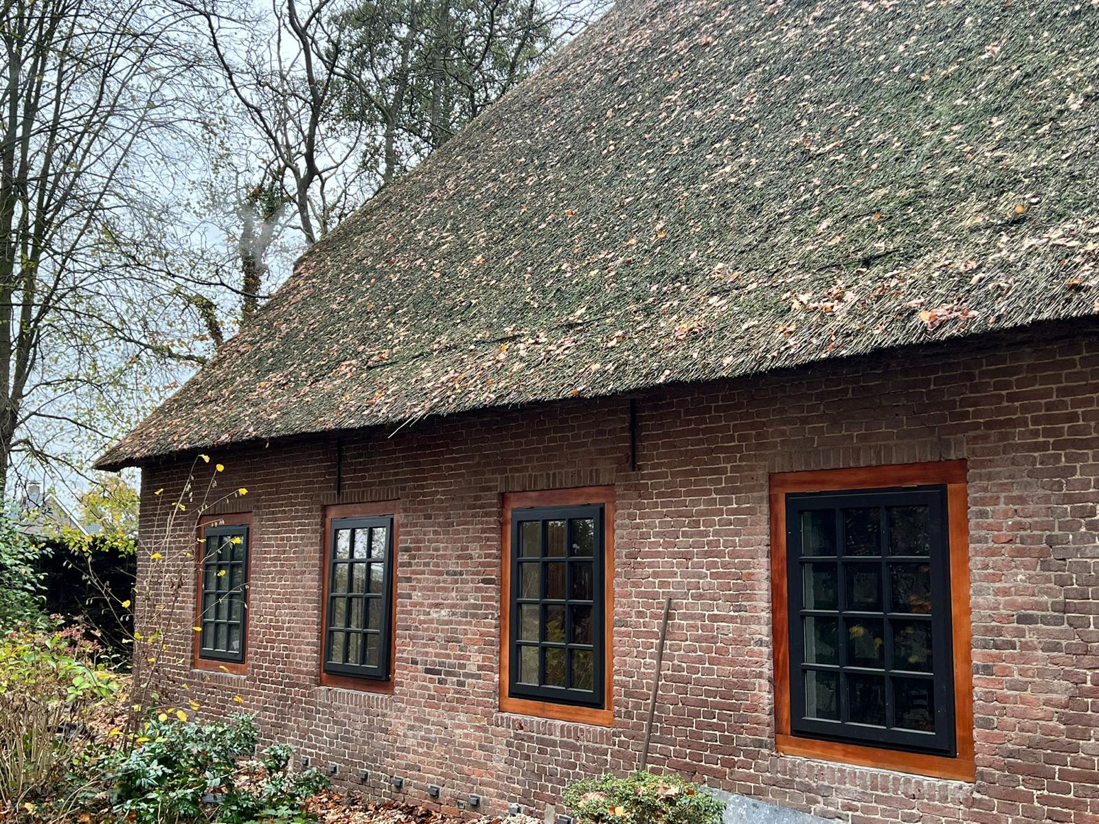 Japandi Lounge long dining table for groups